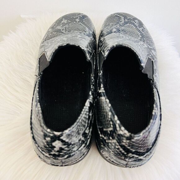 🎉Clearance🎉Spring Step Black Faux Snakeskin Grey Anti Fatigue Shoes - 9.5 - Picture 6 of 8